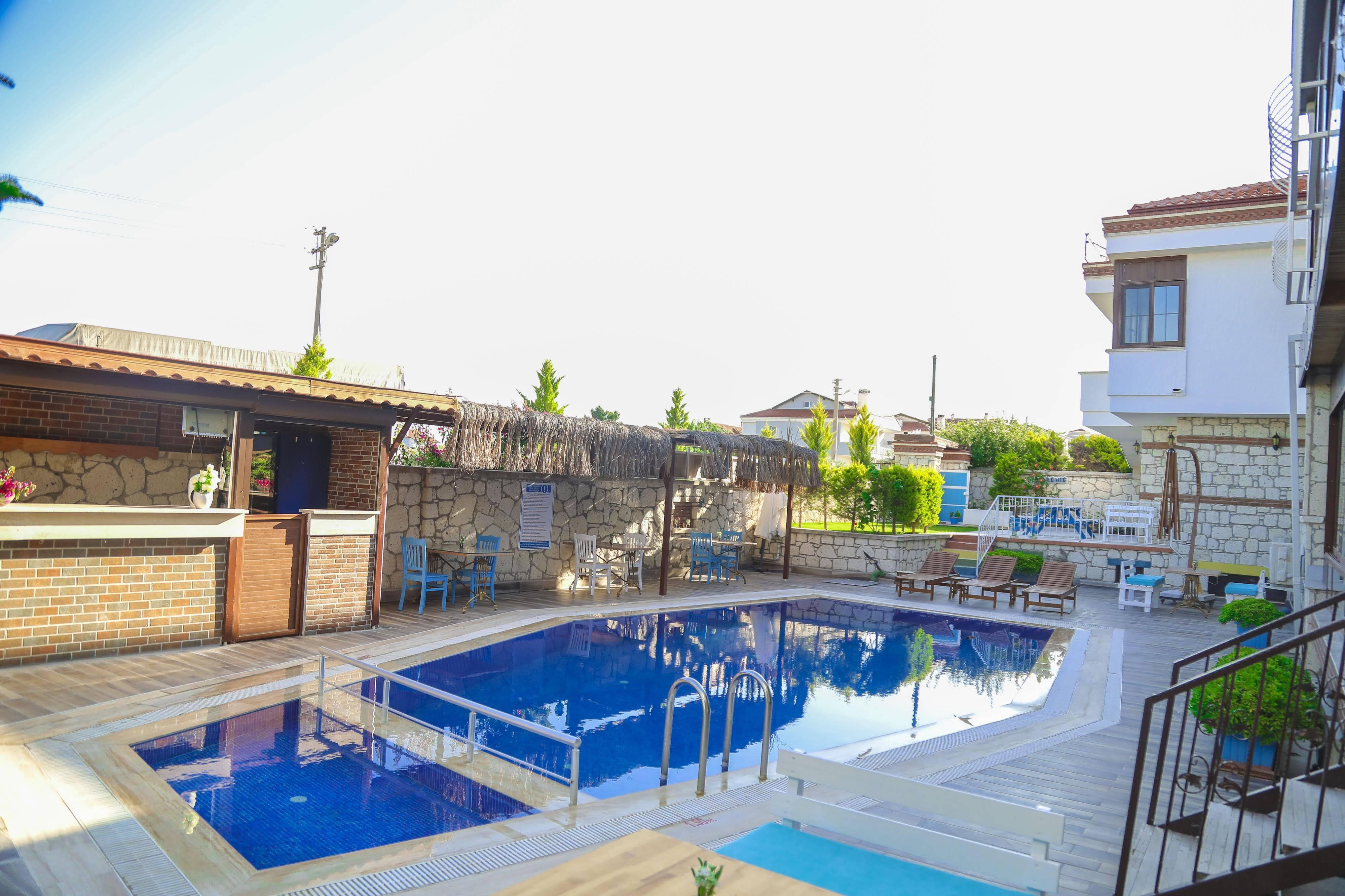 Aksu Hotel Alacati Exterior foto