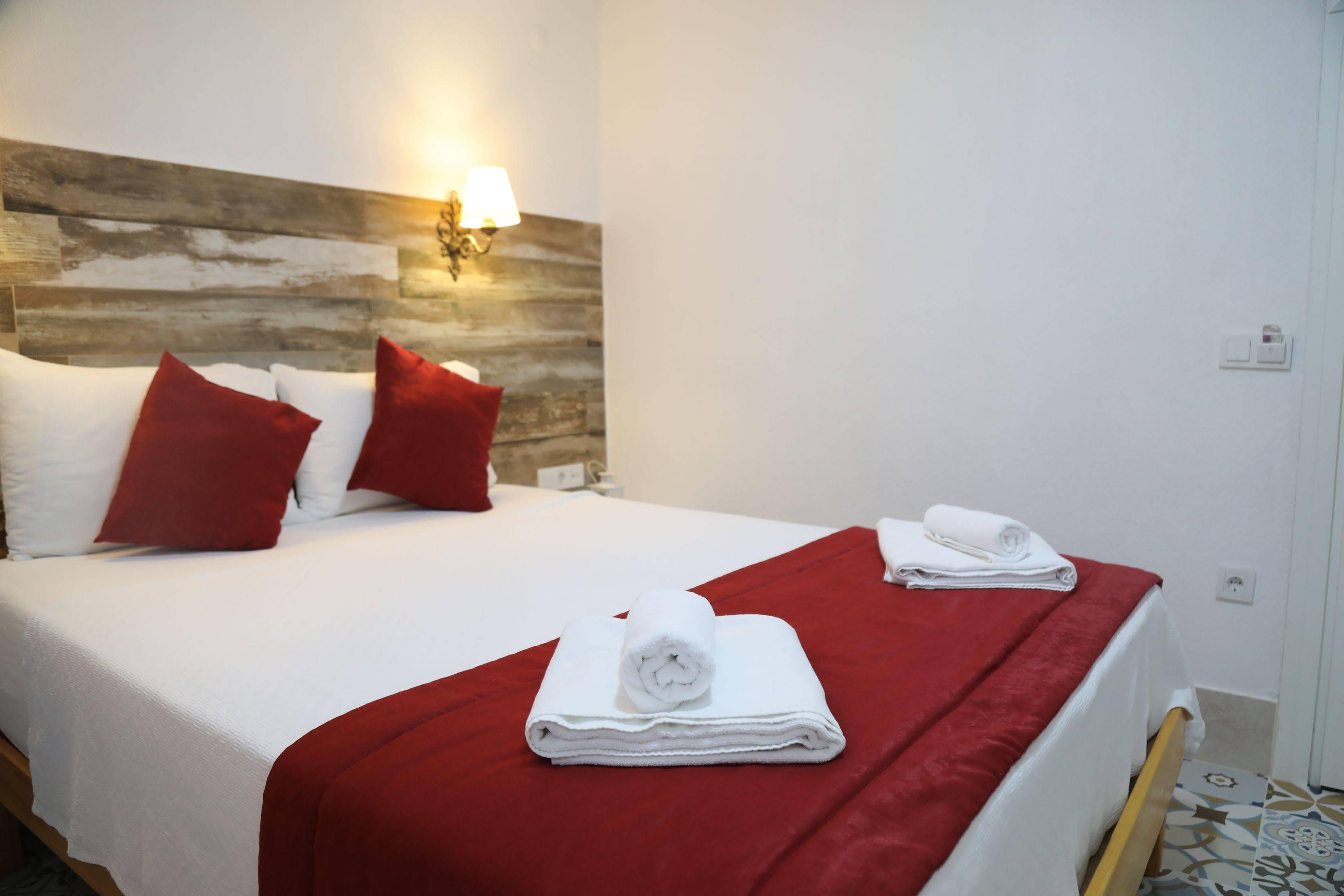 Aksu Hotel Alacati Exterior foto